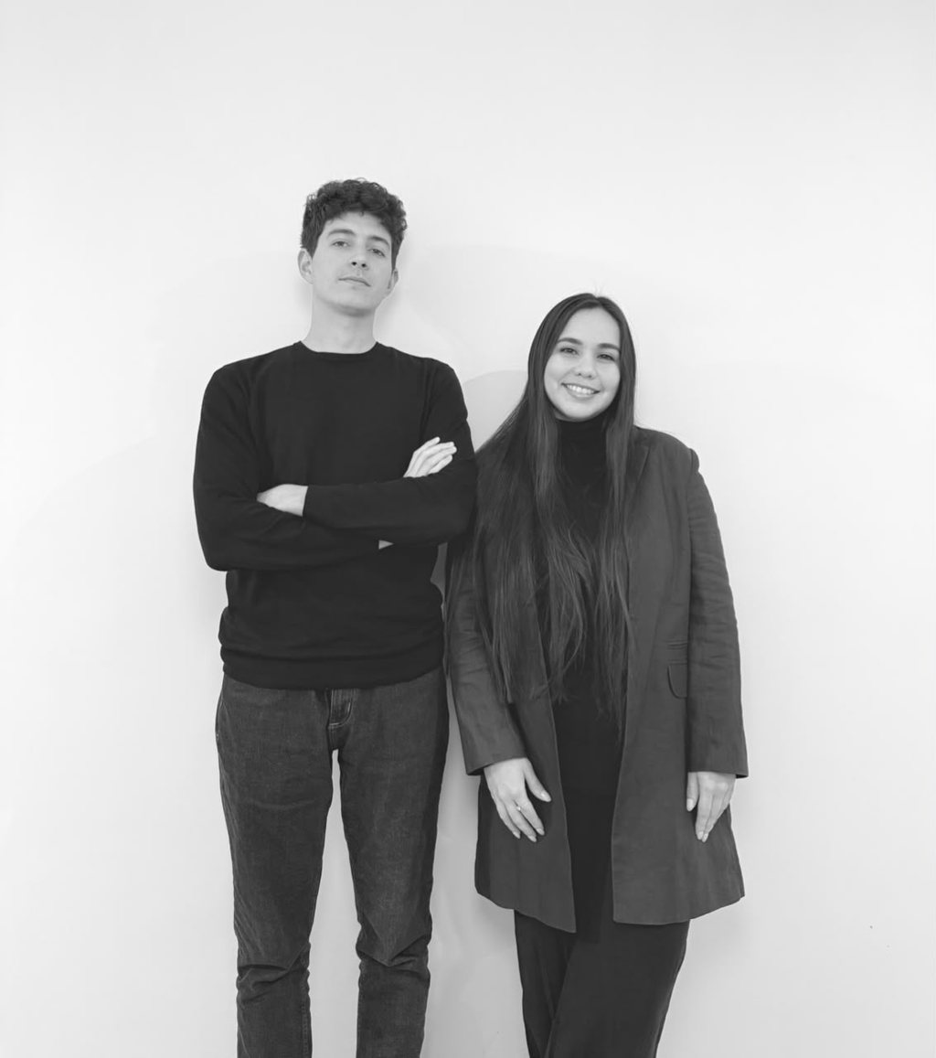 Elías Romero y Lara Rojas, arquitectos y cofundadores de MKL Estudio